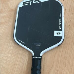 SLK Black and White Pickleball Paddle